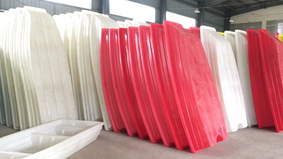 Prodotti di modellatura rotazionali di colore bianco rosso/pescherecci di plastica