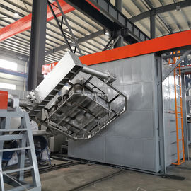 Macchina di stampaggio rotativa automatica a due braccia per un volume del serbatoio di 7000 litri